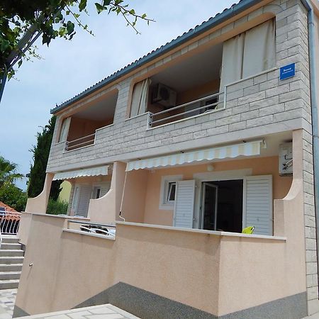 Apartments Nedjeljka Ražanj Buitenkant foto