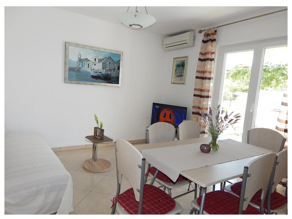 Apartments Nedjeljka Ražanj Kamer foto